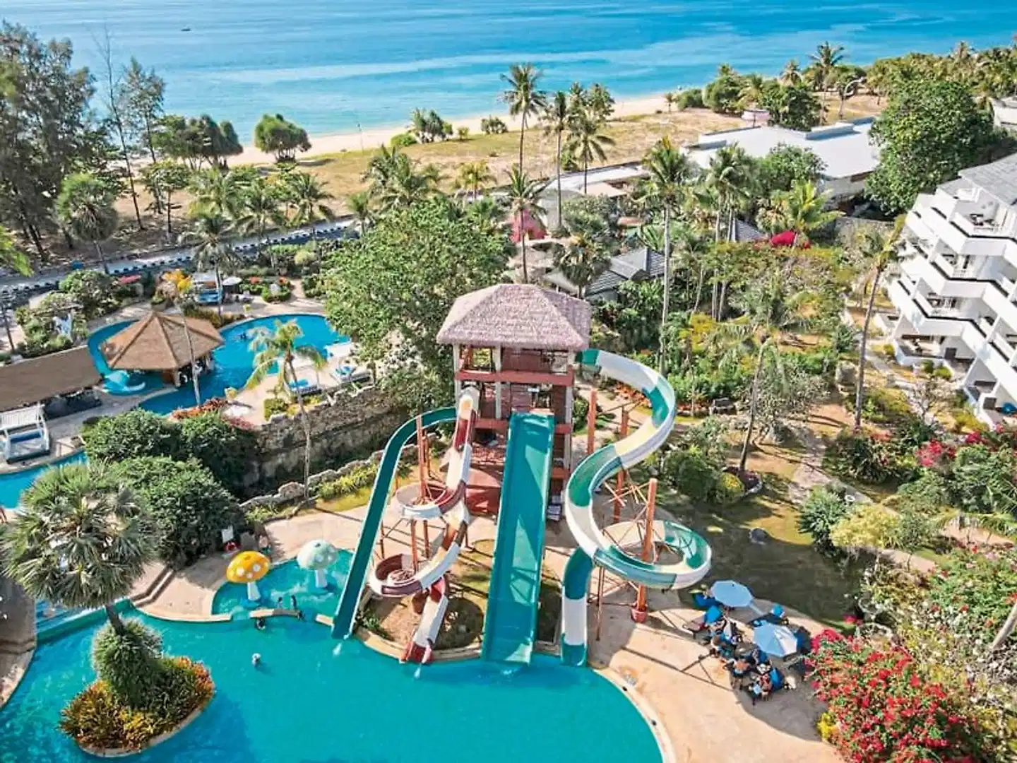 Thavorn Palm Beach Resort Terrasse