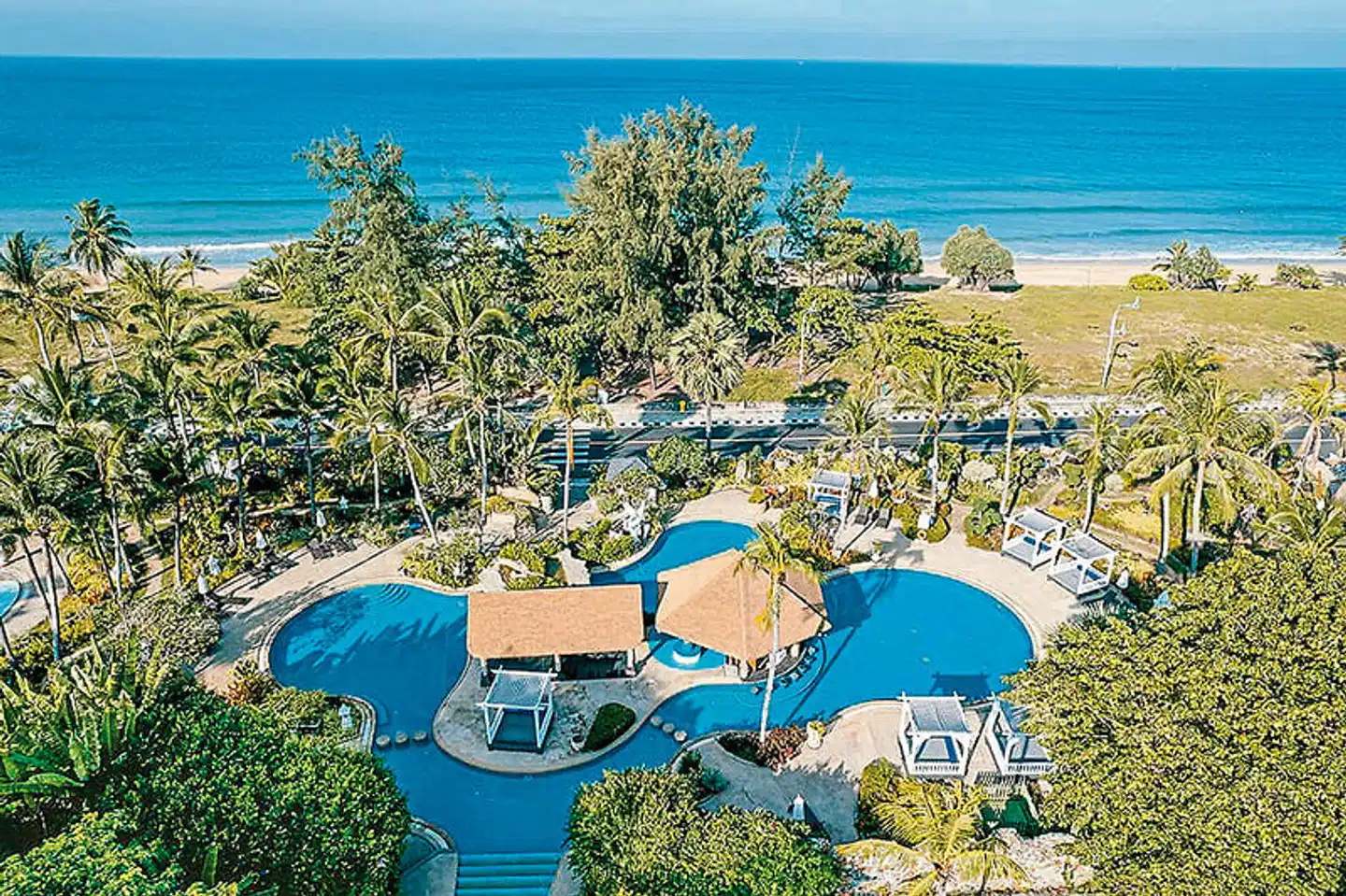 Thavorn Palm Beach Resort Pool