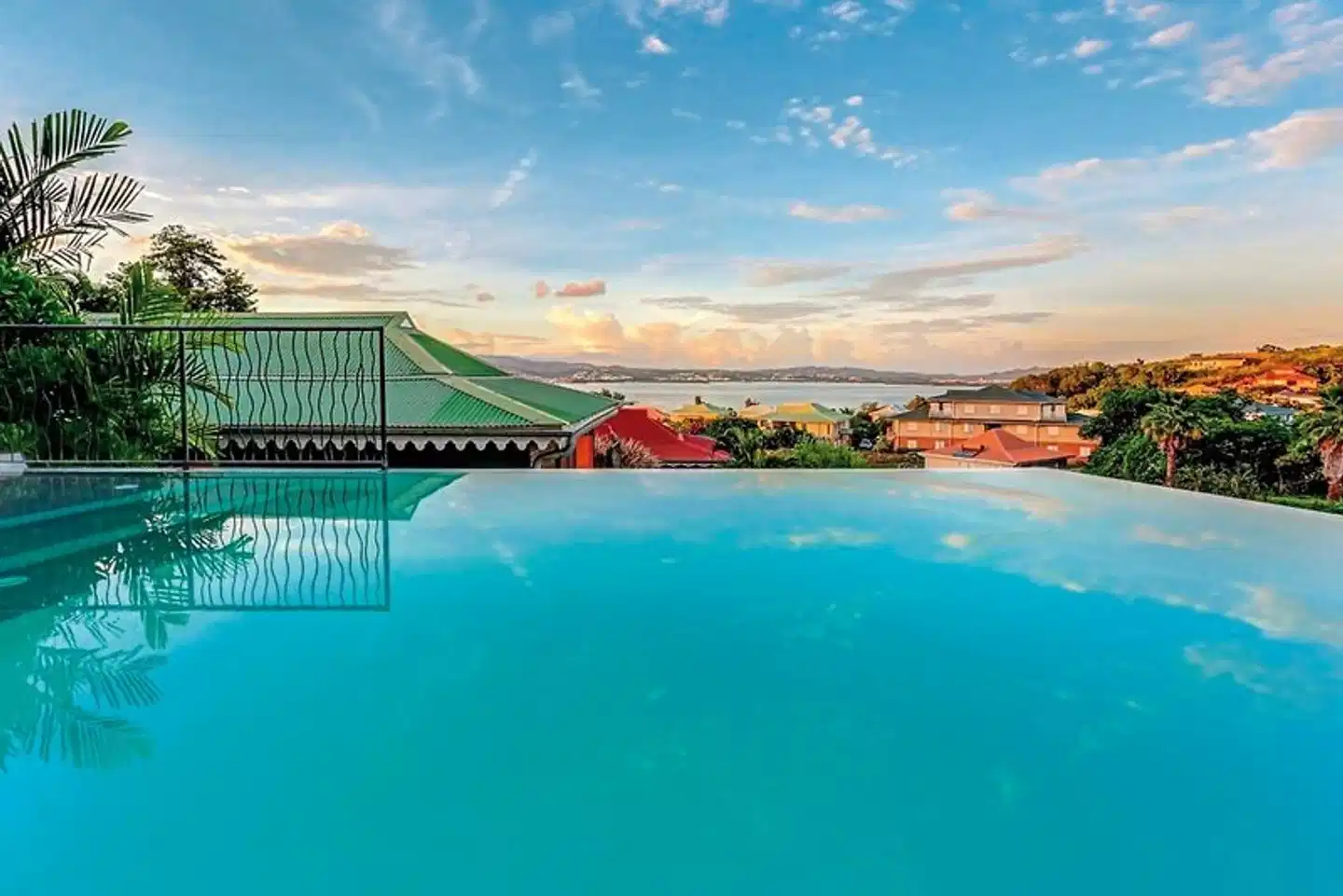 La Suite Villa Pool