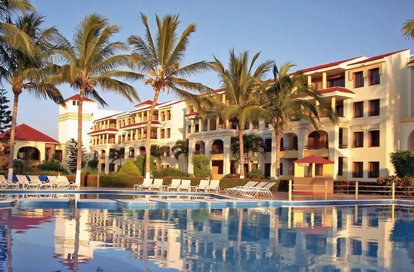 Samba Vallarta Pool