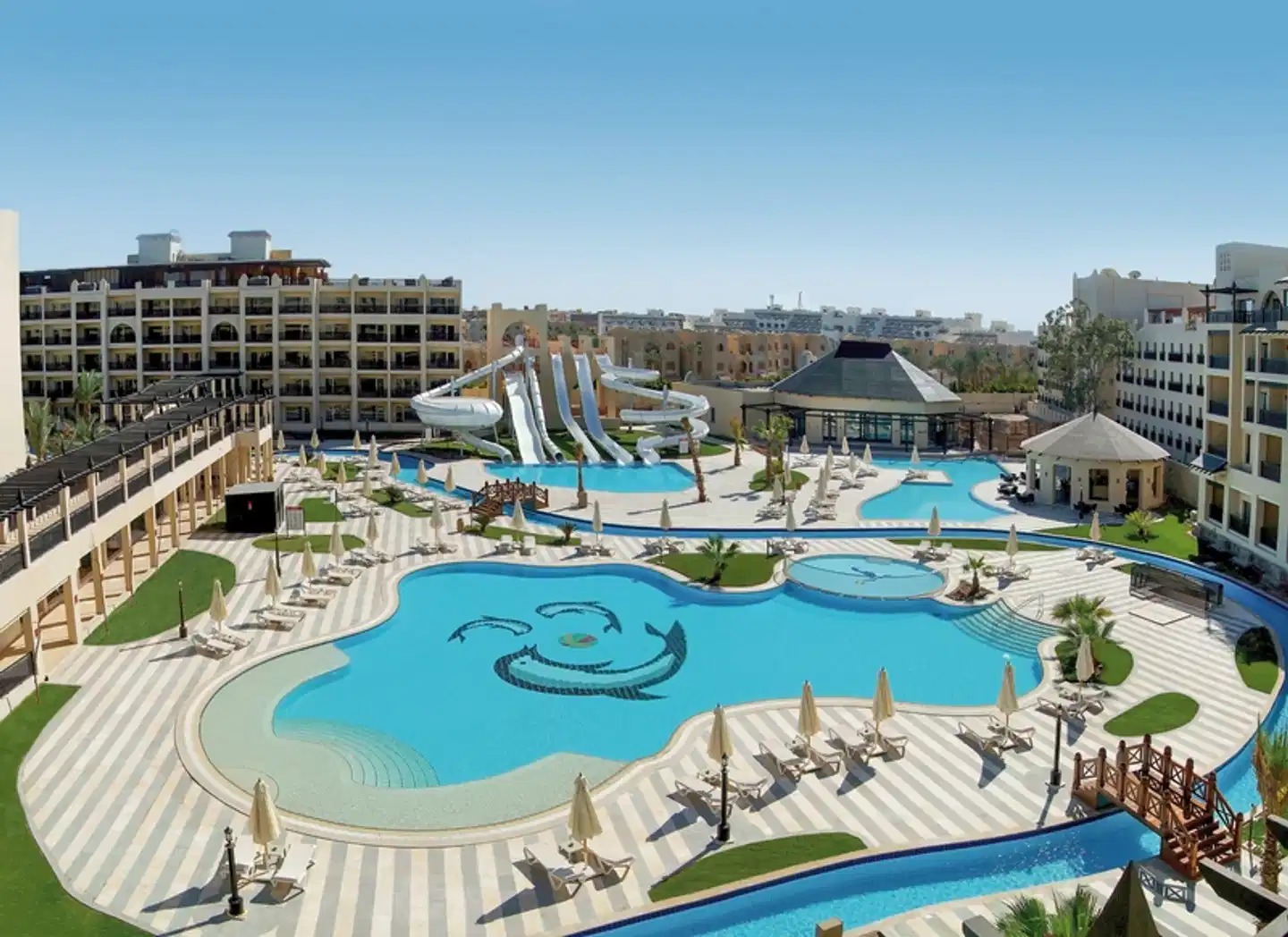 Steigenberger Aqua Magic Pool