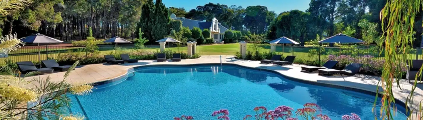 Cape Lodge Pool