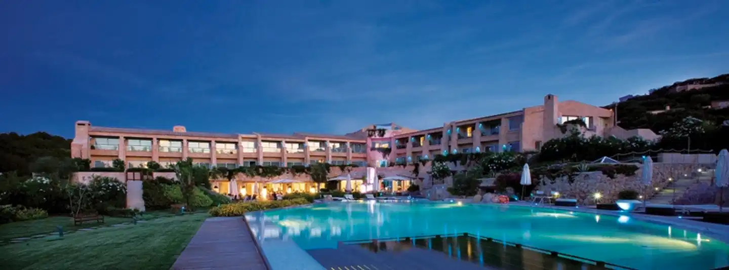 L'Ea Bianca Luxury Resort Pool