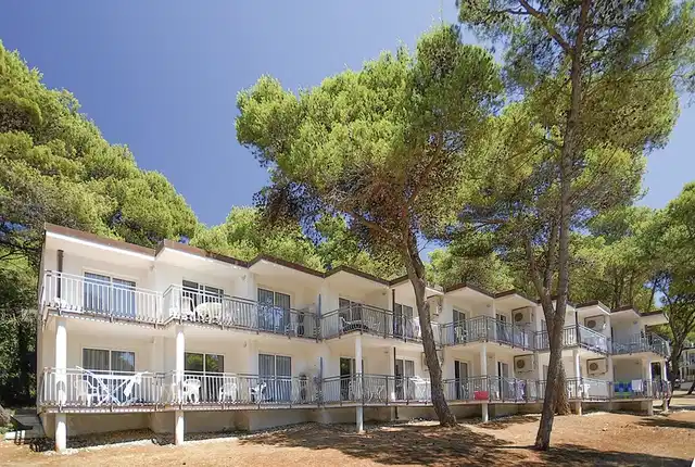 Arena Verudela Beach Aussenansicht