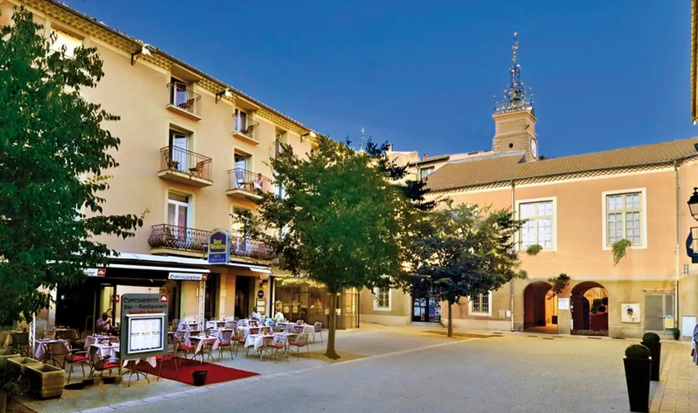 Höhepunkte der Provence Aussenansicht