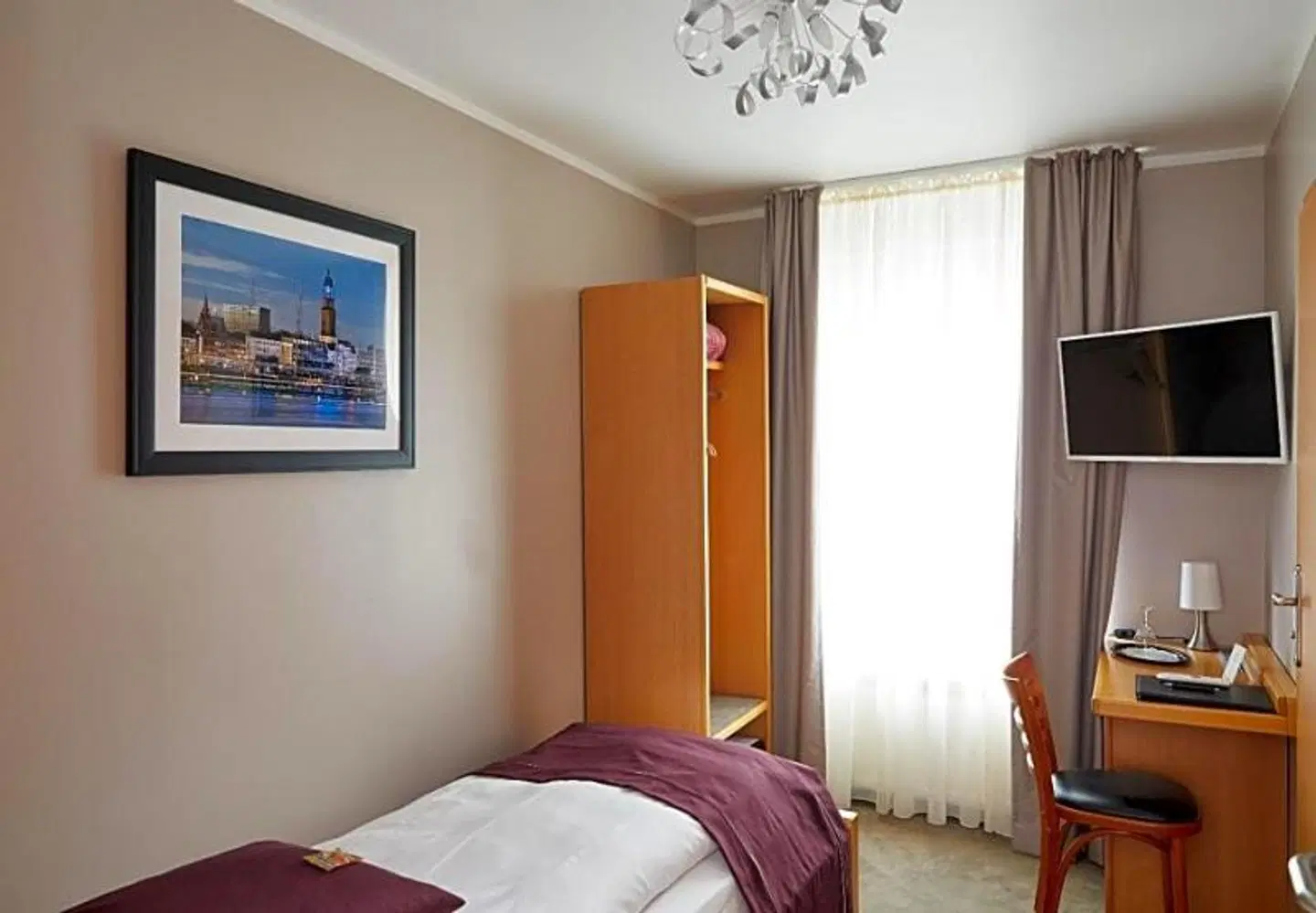 Hotel Hafentor ROOM_EXAMPLE