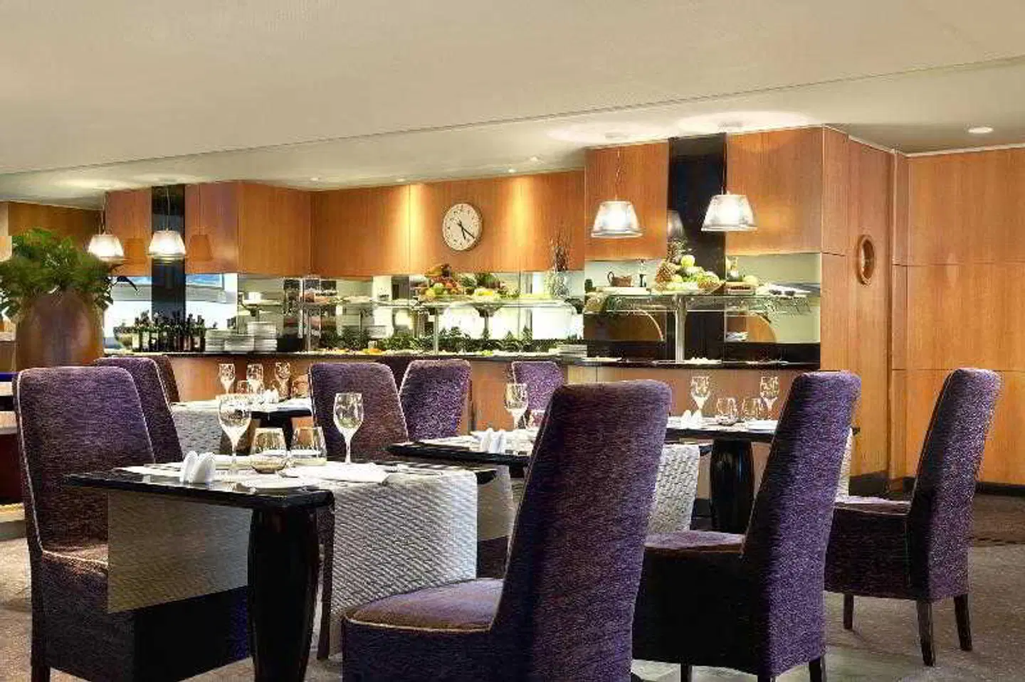 Sheraton Paris Airport Hotel & Conference Centre Bar