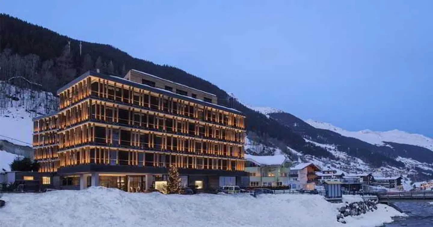 Hotel Zhero EXTERIOR