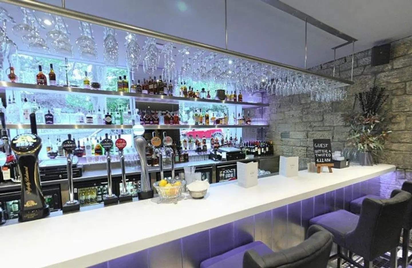 Murrayfield Hotel & Lodge Bar