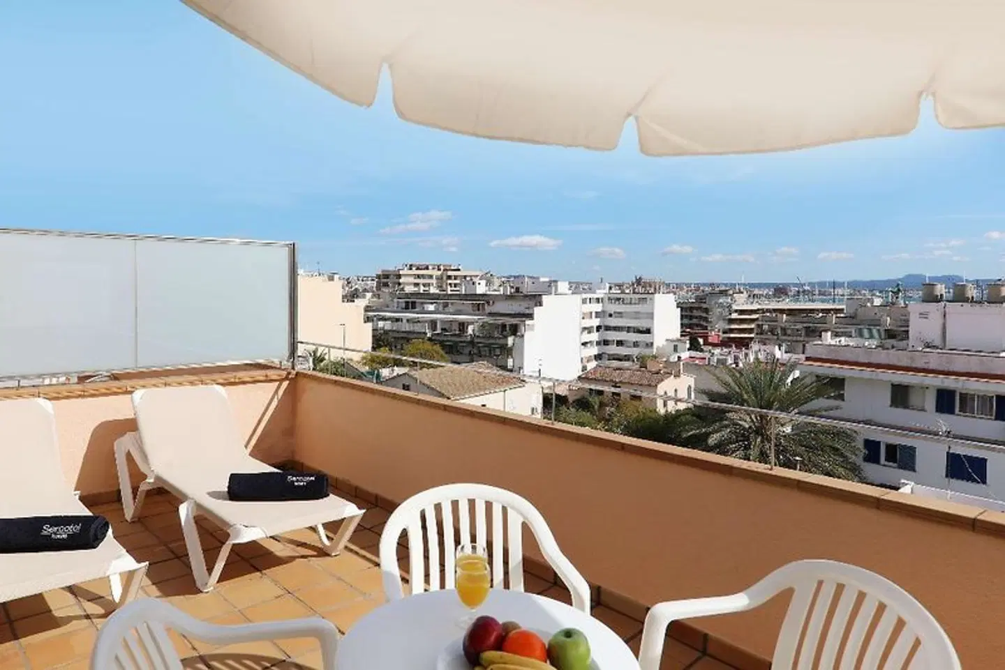 Sercotel Zurbarán Terrasse