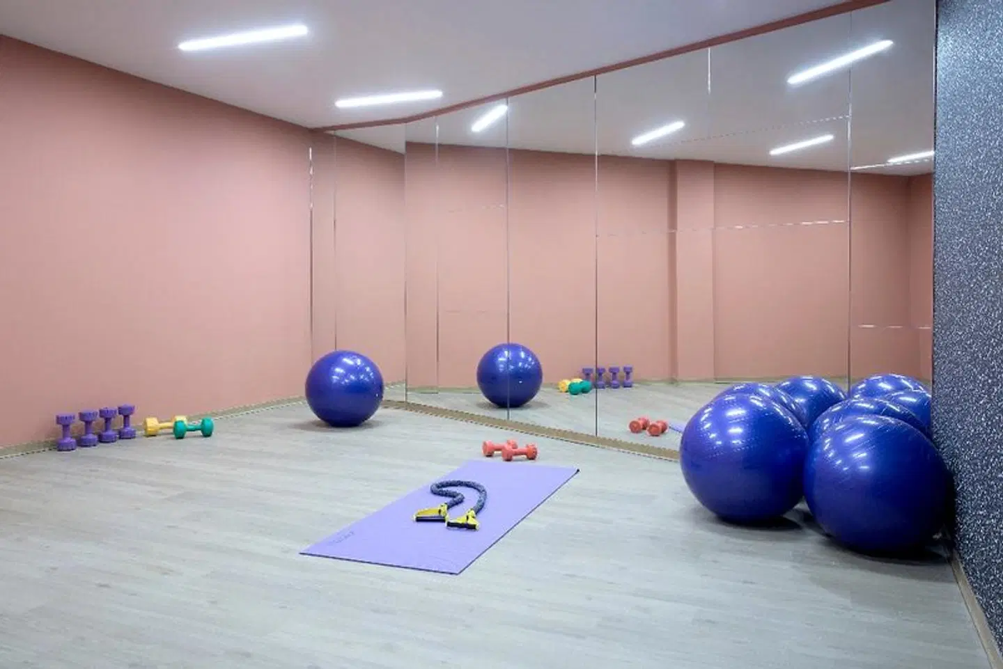 Dolce by Wyndham Athens Attica Riviera SPORTS_AND_LEISURE