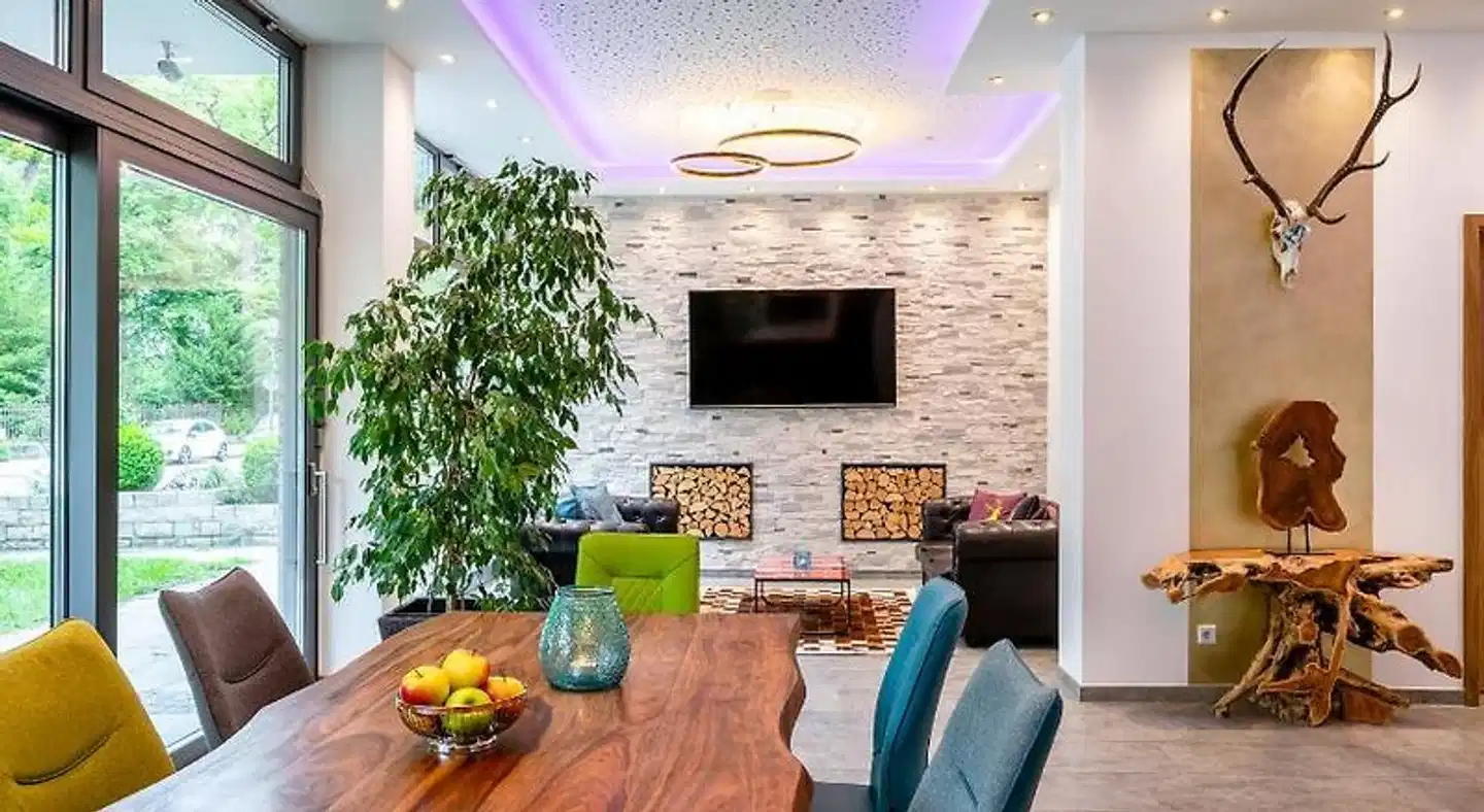Avalon Lobby