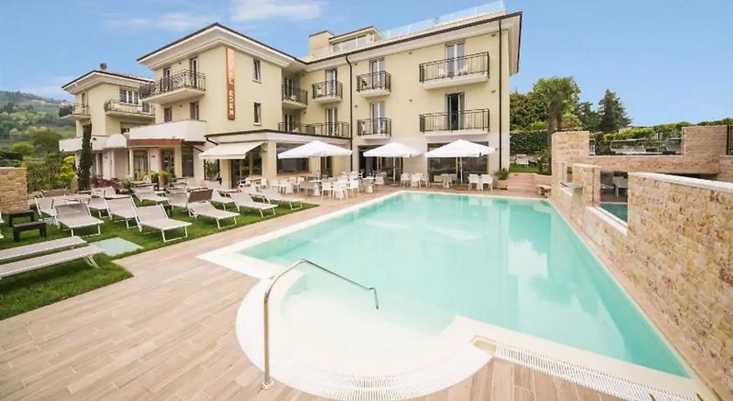 Eden Garda Pool
