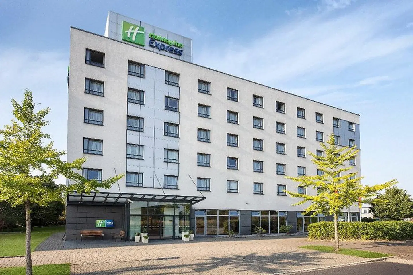 Holiday Inn Express Düsseldorf-Nord EXTERIOR