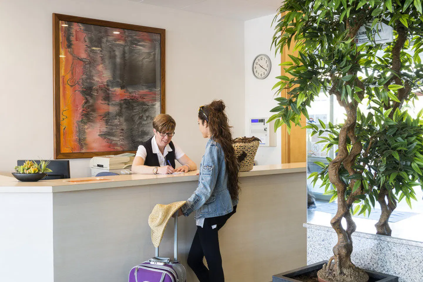 Apartamentos Condado PEOPLE