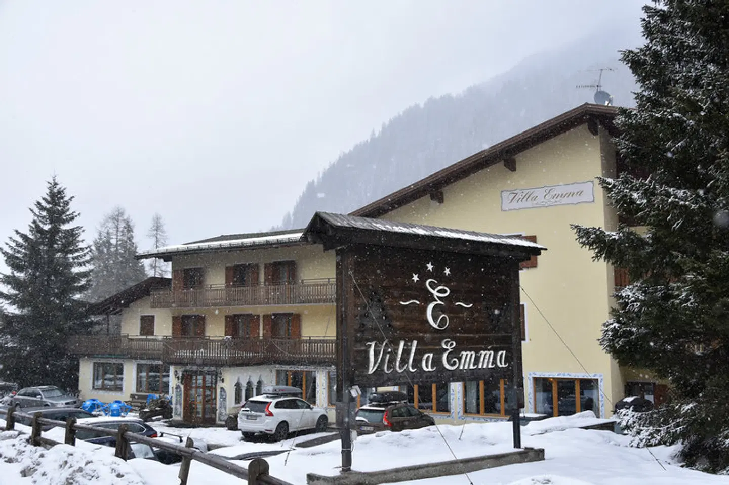 Villa Emma Hotel EXTERIOR