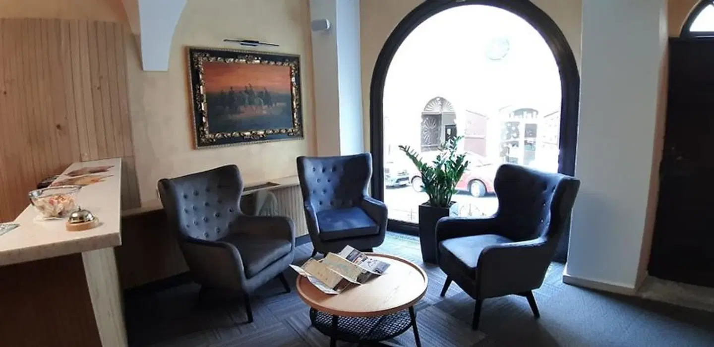 The Golden Wheel LOUNGE_LOBBY