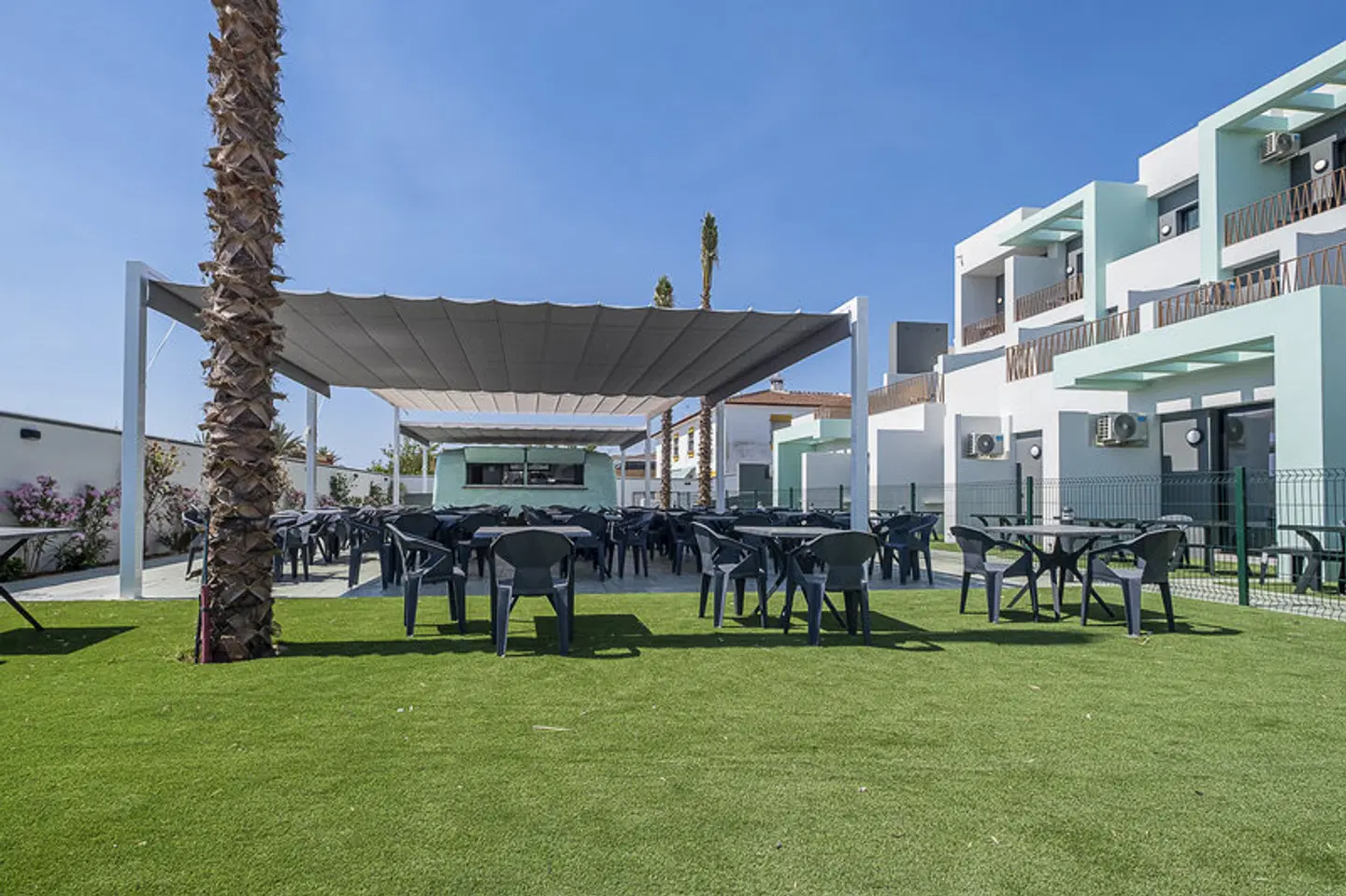 ON The Residence at the sea Bar