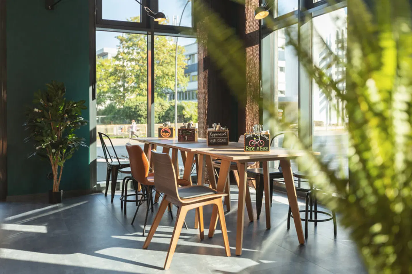 Holiday Inn - the niu, Bricks Hamburg Eppendorf Terrasse