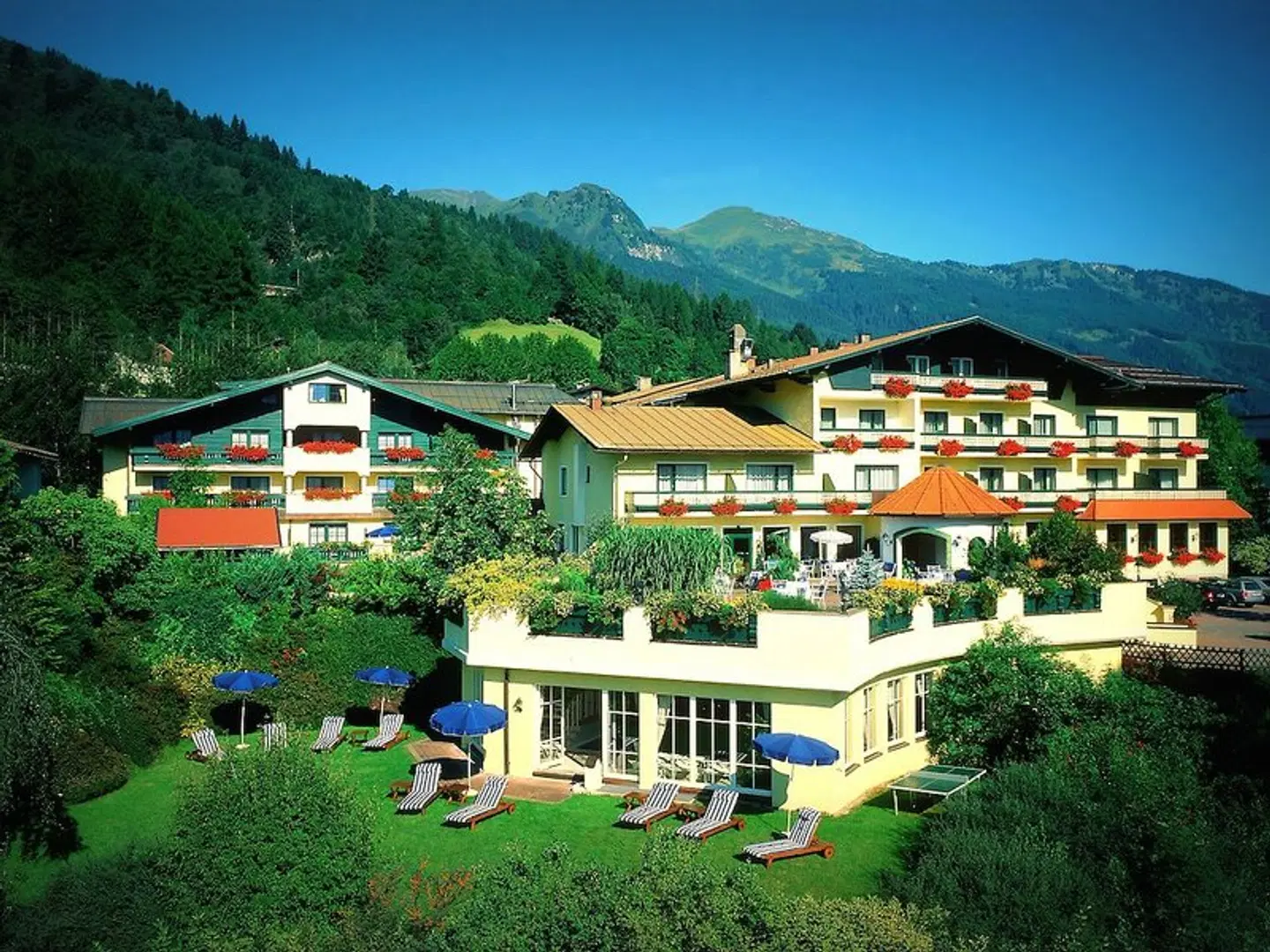 Sonnenhotel Zum Stern EXTERIOR