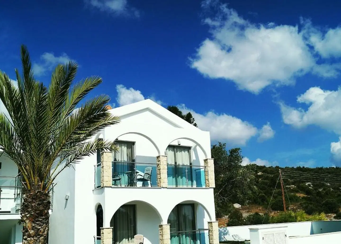 Latchi Escape Hotel & Suites EXTERIOR