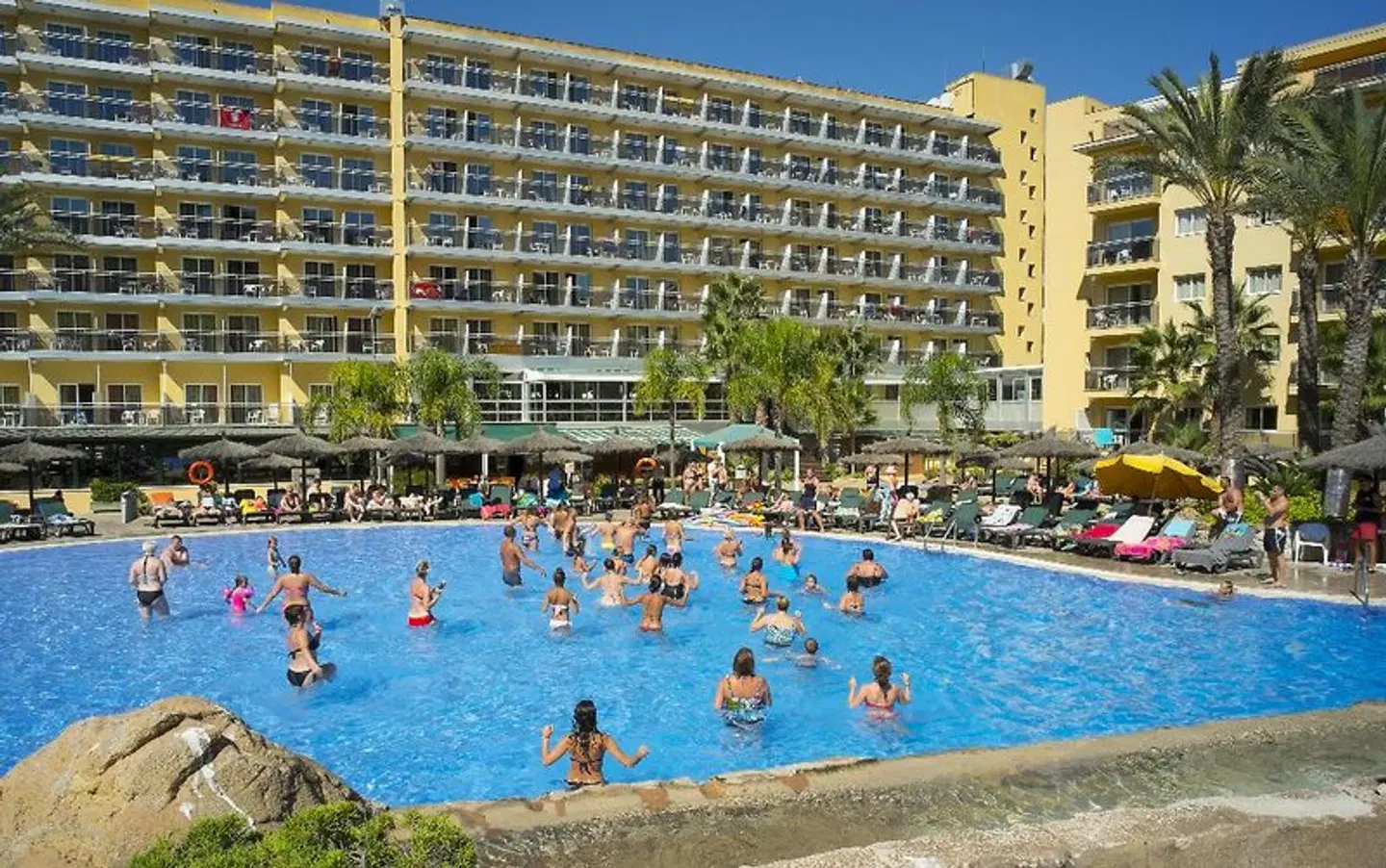Rosamar Garden Resort OUTDOOR_POOL