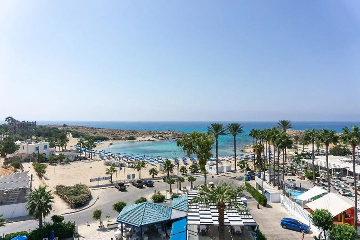 Anonymous Beach Hotel Strand
