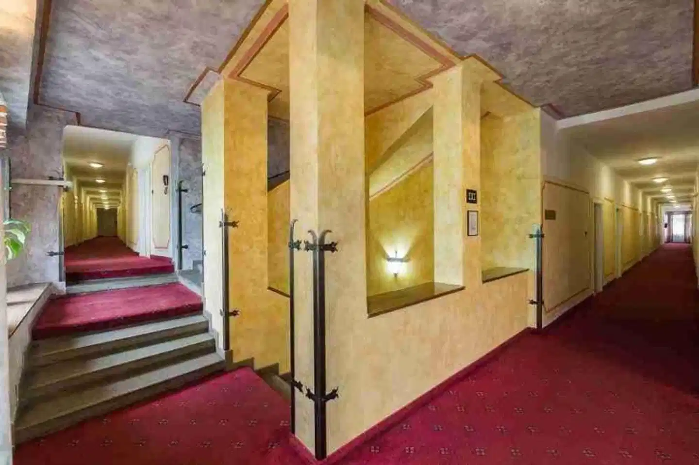 Pytloun Old Armoury Hotel Prague Lobby