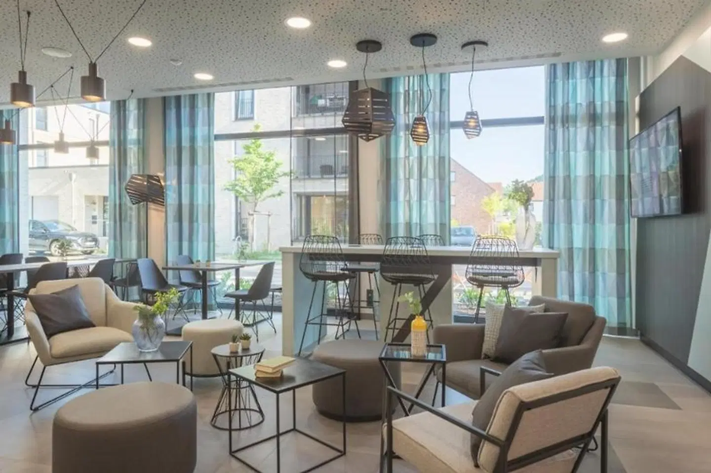 Holiday Inn - the niu, Seven Düsseldorf Ost LOUNGE_LOBBY