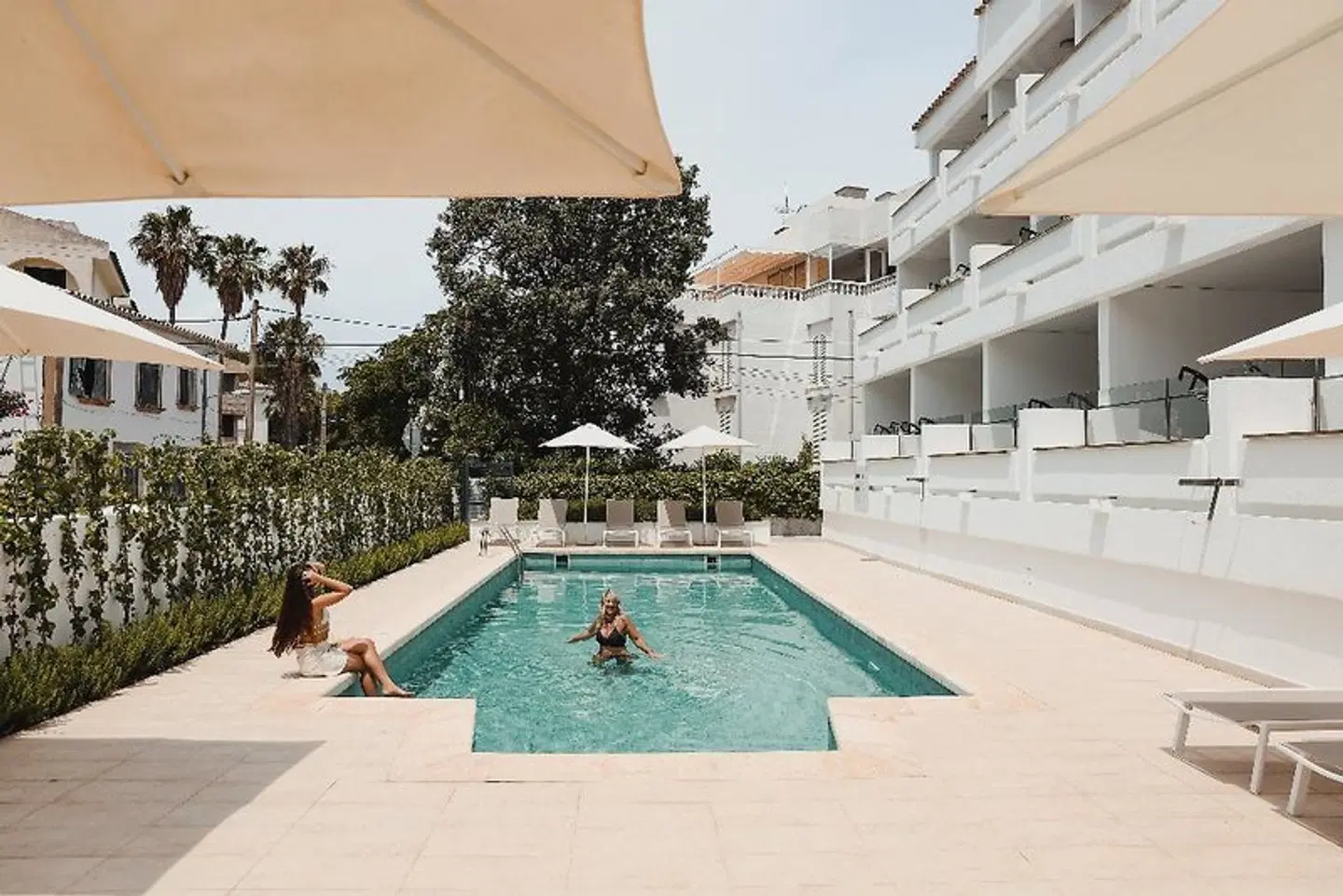 Hoposa Pollensamar OUTDOOR_POOL