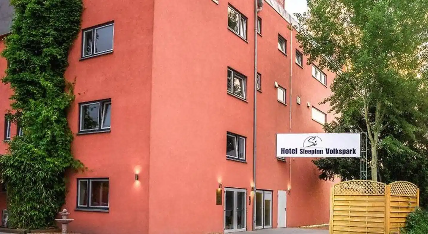 Hotel SleepInn Volkspark - Adults Only Aussenansicht