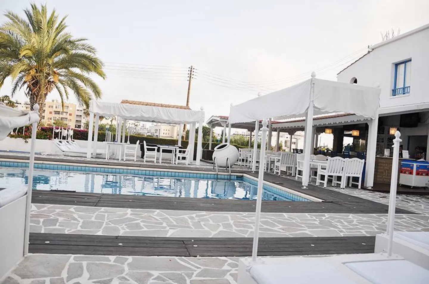 Tasmaria OUTDOOR_POOL