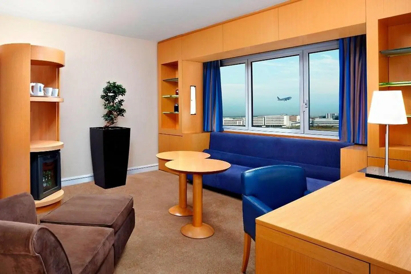 Sheraton Paris Airport Hotel & Conference Centre ROOM_EXAMPLE