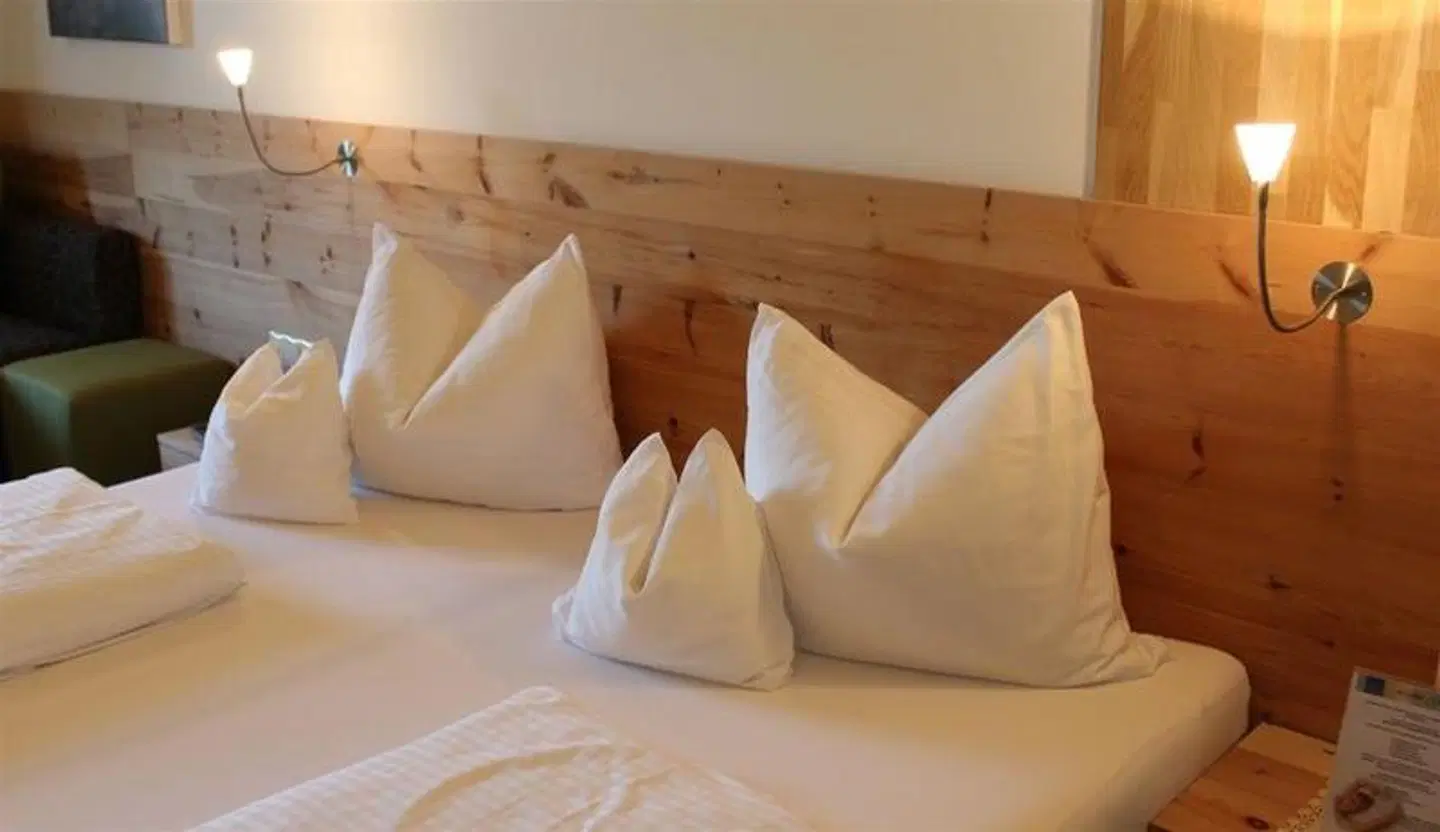 Gartenhotel CRYSTAL ROOM_EXAMPLE