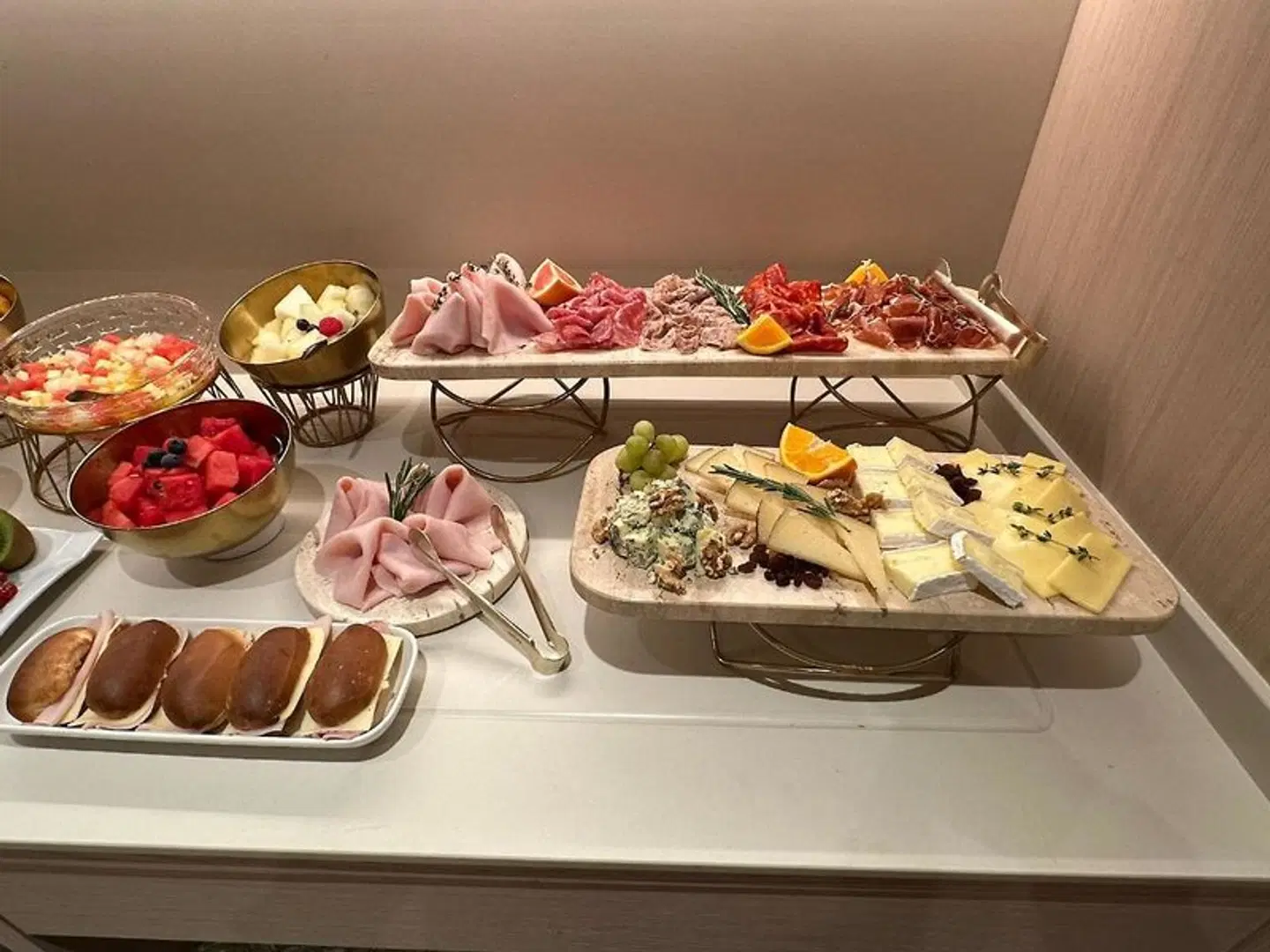 Arcelon Hotel Restaurant