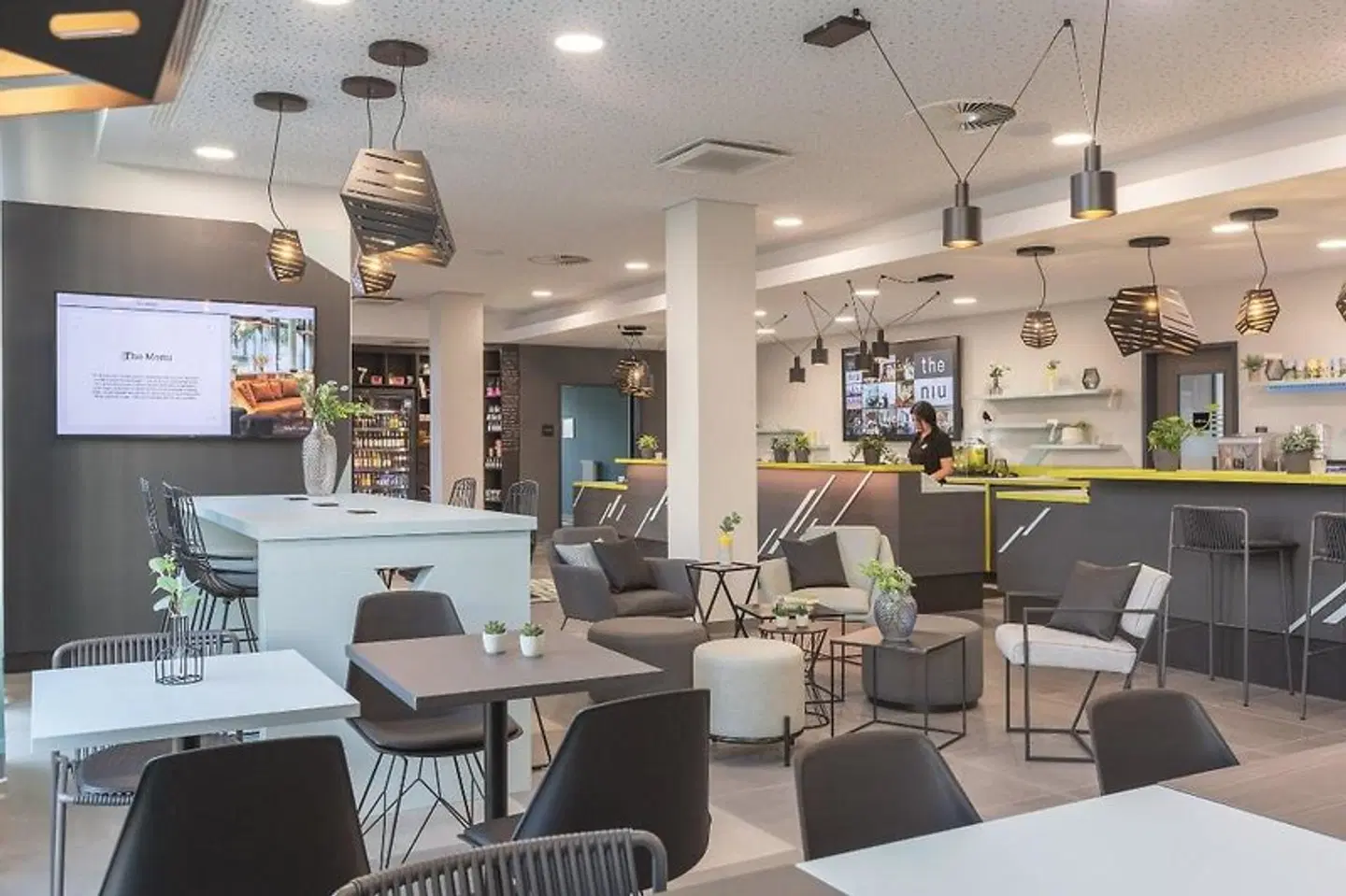 Holiday Inn - the niu, Seven Düsseldorf Ost LOUNGE_LOBBY
