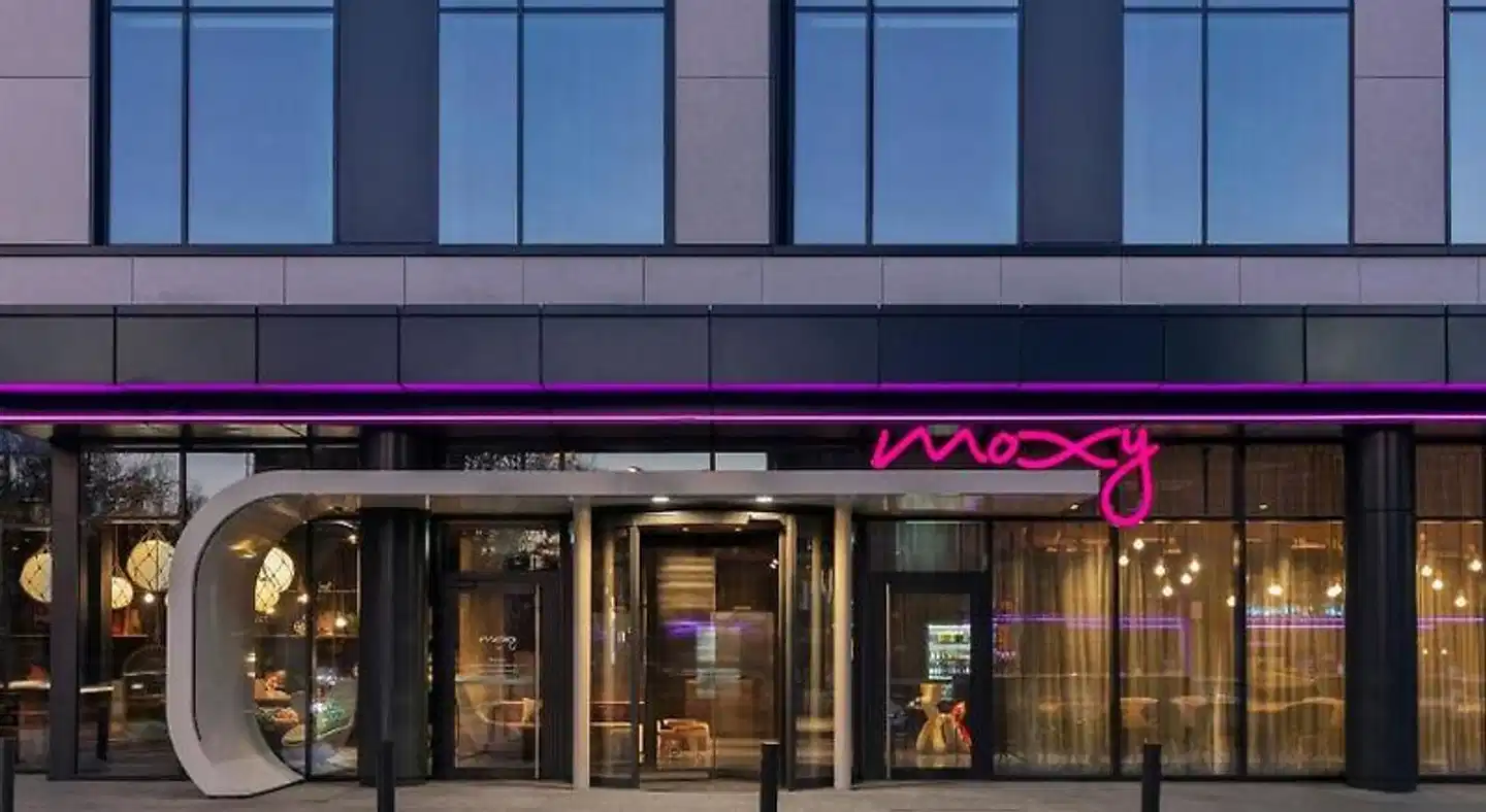 Moxy Szczecin City Aussenansicht