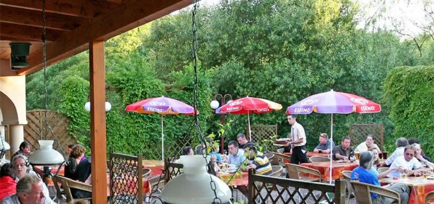 Krainz Familienhotel Terrasse