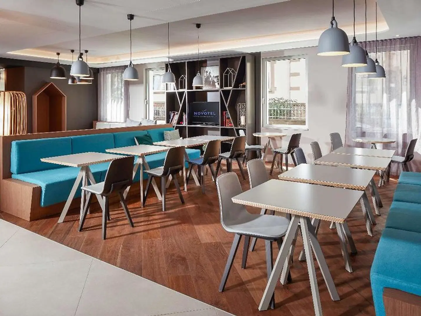 Novotel Suites Colmar Centre Bar