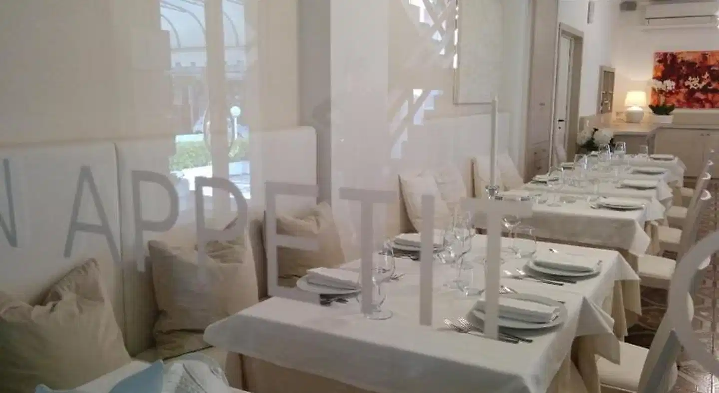 Riviera Restaurant