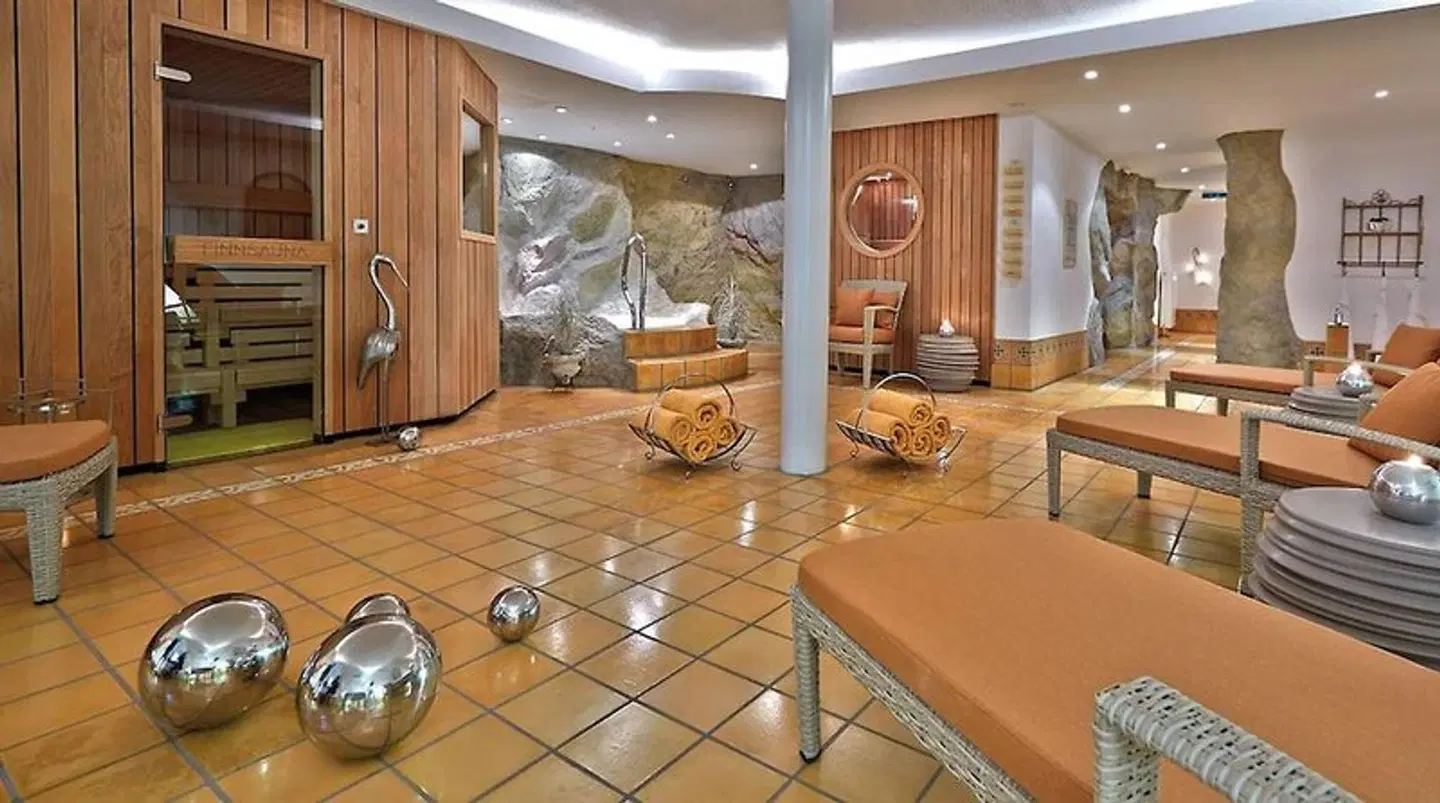 Miramar ROOM_EXAMPLE
