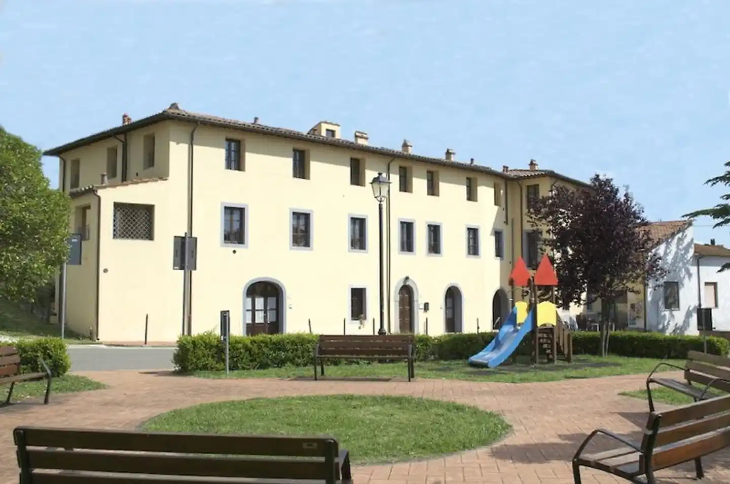 Residence Giuly Rosselmini Aussenansicht