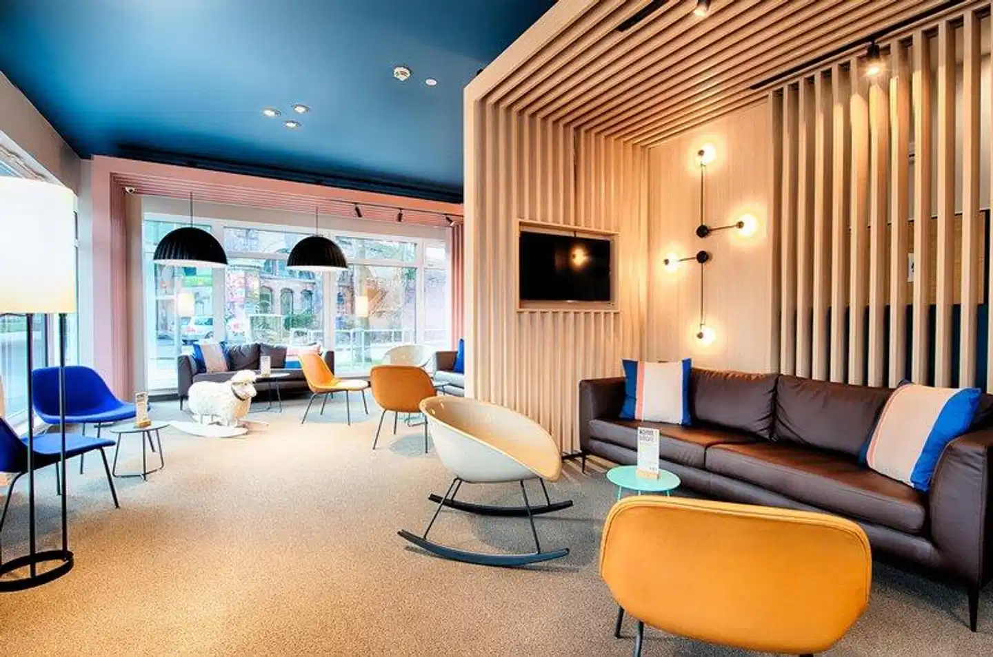 B&B HOTEL Bad Hersfeld Lobby