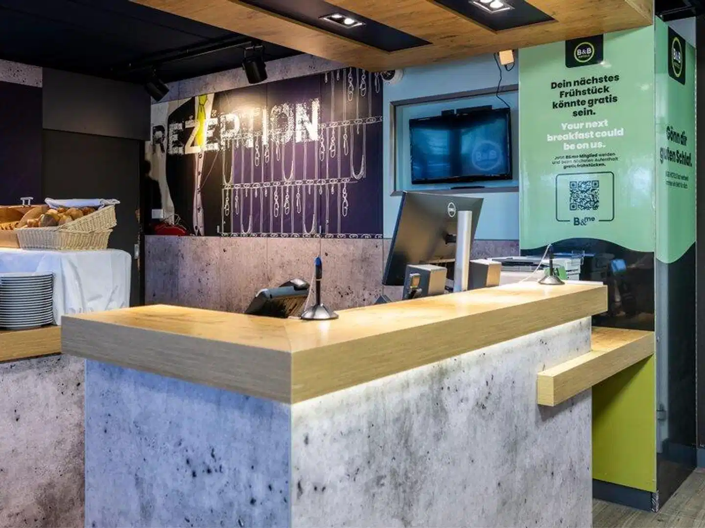 B&B HOTEL Mannheim-City Bar