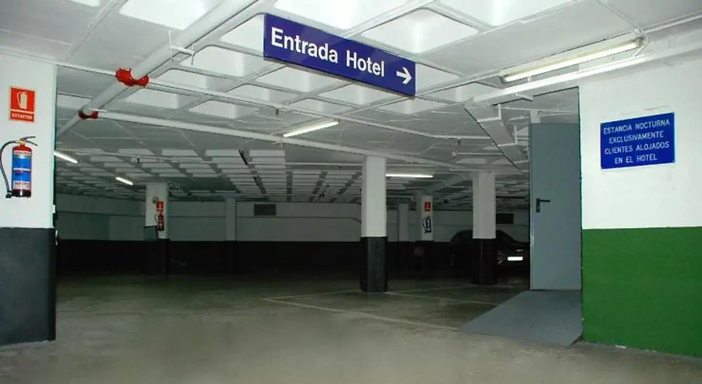 Silken Indautxu Lobby