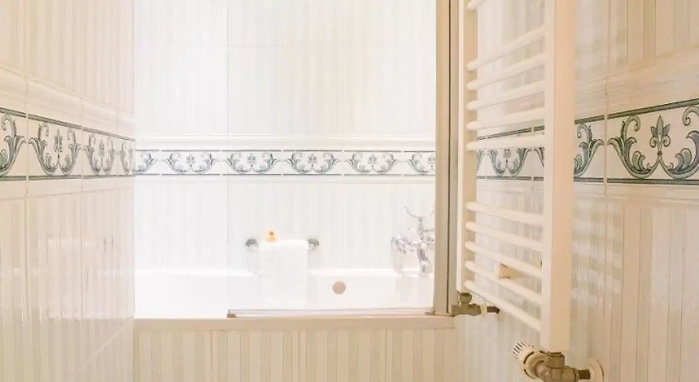 Rugard Thermal Strandhotel Badezimmer