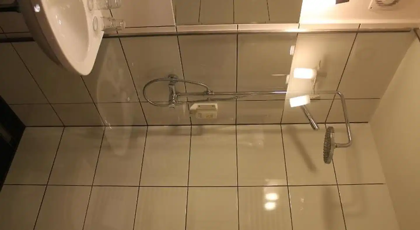 ACTION FOREST HOTEL mit Kletterwald & Stand Up Paddle Station Am Titisee Badezimmer