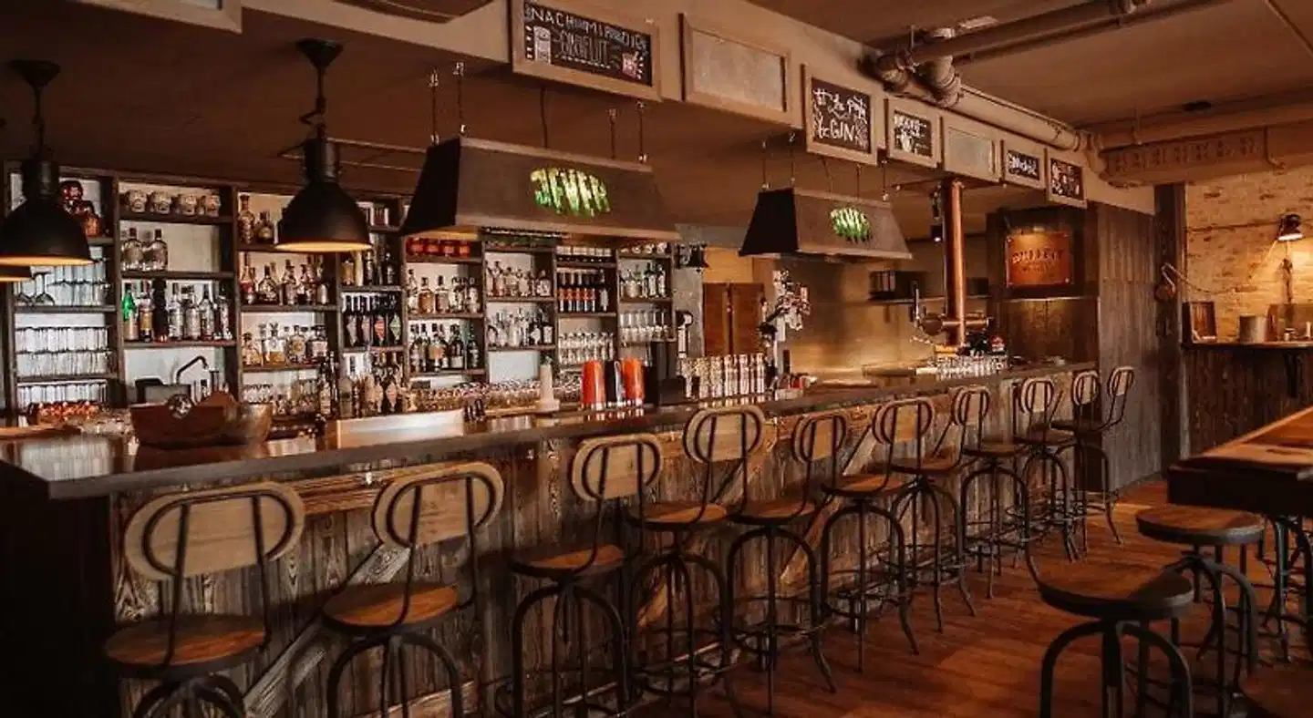 Lighthouse Hotel & Spa Bar