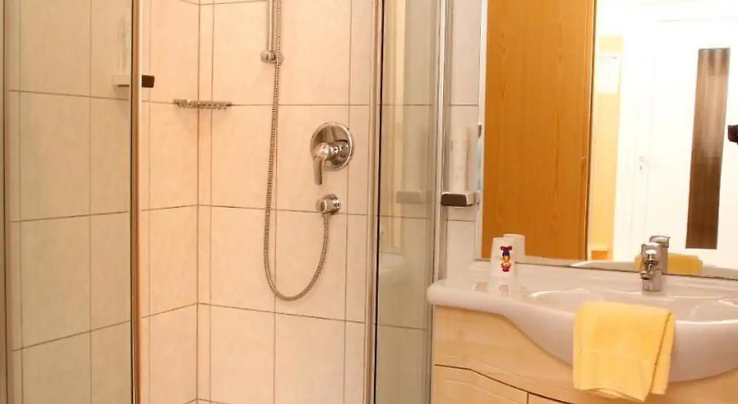 Petschnighof Badezimmer