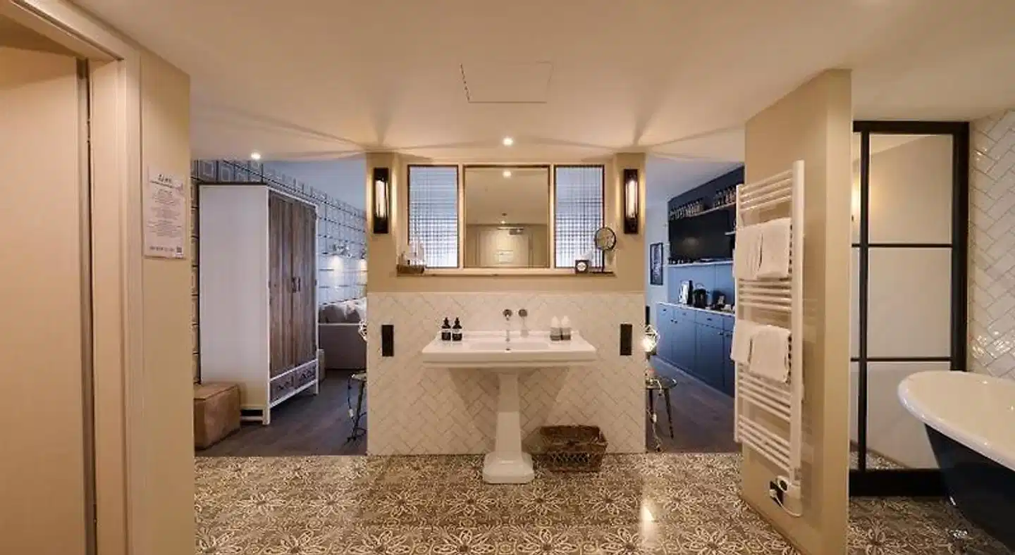 Papa Rhein Hotel & Spa Wohnbeispiel